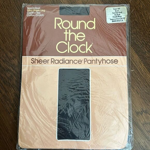 Vintage 1983 new in packaging Round the Clock Sheer Radiance Pantyhose - Picture 1 of 6